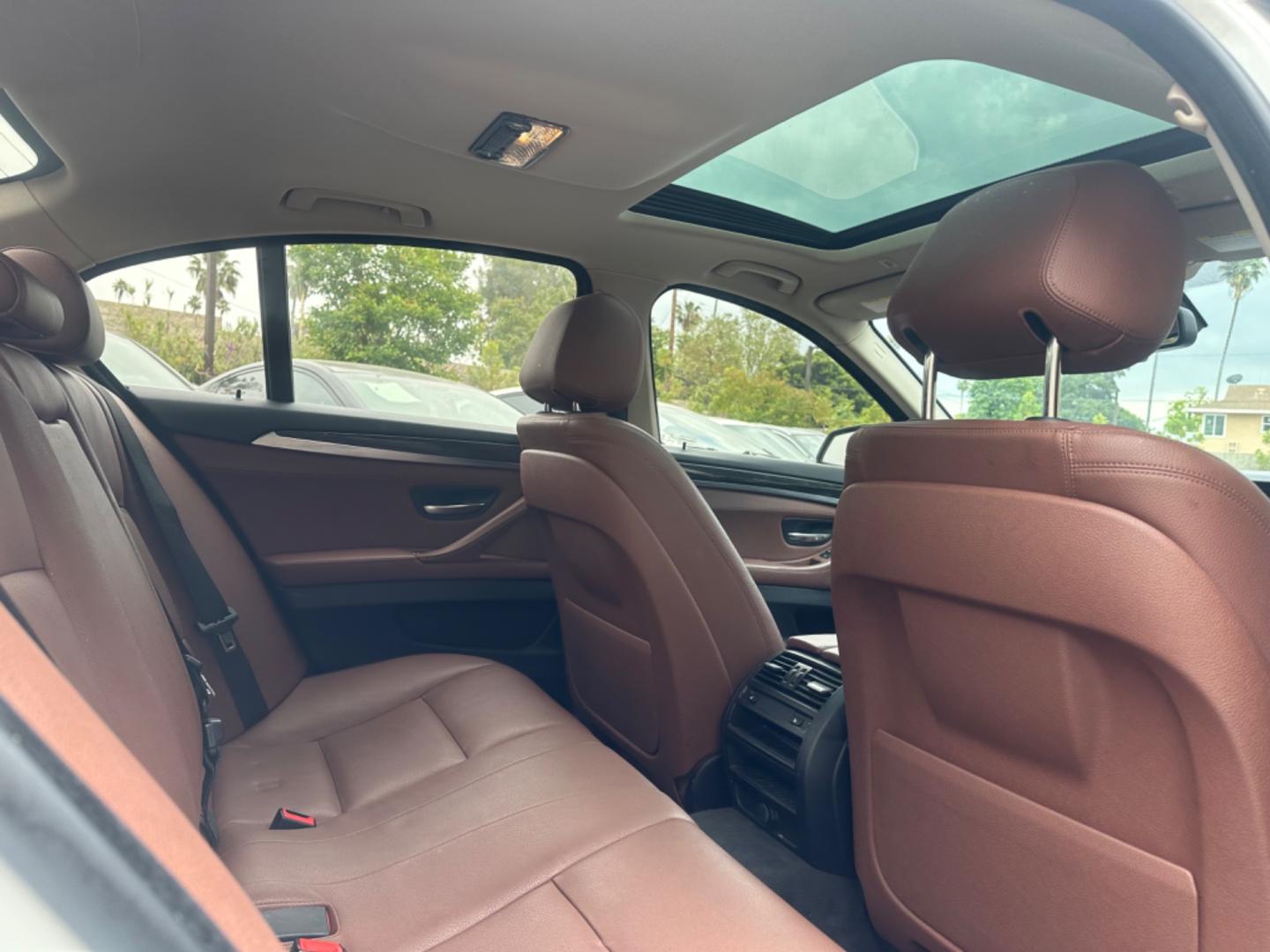 2015 WHITE /Black BMW 5-Series Leather (WBA5A7C54FG) with an 4 Cylinder engine, Automatic transmission, located at 30 S. Berkeley Avenue, Pasadena, CA, 91107, (626) 248-7567, 34.145447, -118.109398 - The 2015 BMW 528i xDrive stands as a beacon of luxury, performance, and advanced technology, embodying the pinnacle of German engineering. With only 72,430 miles, this well-maintained vehicle offers a remarkable driving experience that combines comfort, style, and reliability. Whether you have an im - Photo#16